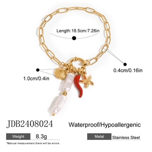 Dettaglio del bracciale dorato da 18,5cm con ciondoli a stella marina e dimensioni