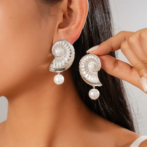 Retro Shell Conch Drop Earrings Alloy Imitation Artificial Pearl With Silver Earring Post Beach Vacation Elegant Jewelry For Women