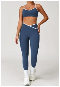 Yoga-set met hoge taille, contrasterende biezen en gekruiste V-vormige tailleband