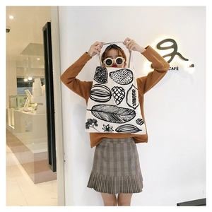 Elegante borsa shopper grande in tela con stampa frutta minimalista da donna