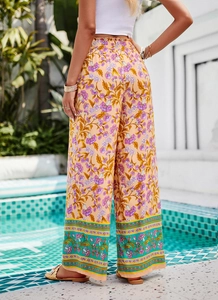 Détails du pantalon large à imprimé floral avec taille haute élastique au bord de l'eau
