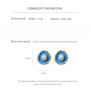 Detail view of blue enamel pearl earrings with technical specifications and size chart