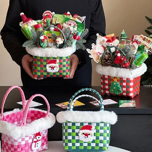Christmas Gift Basket Handheld Woven PP Faux Fur Trim Santa Snowman Patch Holiday Party Favor Candy Apple Holder Festive Decor