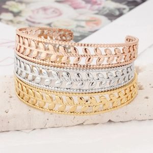 Elegant olive leaf open bangle set in gold, rose gold, and silver finishes for women