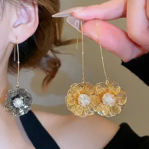 Boucles D'Oreilles Fleur Avec Tige En Argent Sterling 925 Plaqué Or 18K Cuivre Creux Zircon Long Bijou Luxe
