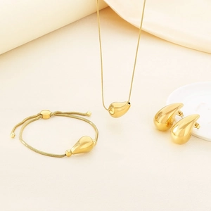 18K gold plated hollow teardrop jewelry set featuring necklace bracelet and earrings