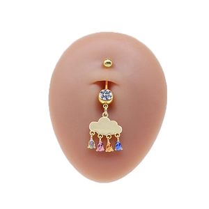 Piercing per ombelico a nuvola dorata con cristalli di zircone bianchi e colorati