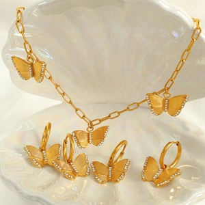 Elegant Stainless Steel Butterfly Jewelry Set For Women Gold Plated Rhinestone Butterfly Pendant Necklace And Stud Earrings Fashion Jewelry