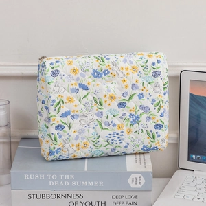 Quilted cotton makeup bag with floral bunny pattern and large capacity for travel