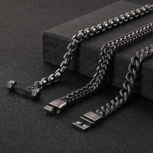 Bracelets double chaîne pour hommes en acier titane vintage avec textures martelées