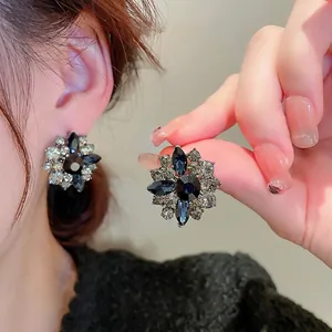 Retro Flower Starburst Rhinestone Stud Earrings With 925 Sterling Silver Earring Post French Style Alloy Jewelry
