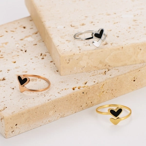 Anelli a doppio cuore in acciaio inossidabile nei colori oro, argento e oro rosa regolabili