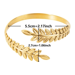 Detail showing gold olive leaf branch cuff bracelet measurements 5.5cm diameter and 2.7cm height