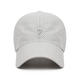 Grey mesh baseball cap with number 7 embroidery, breathable sun hat for outdoor sports