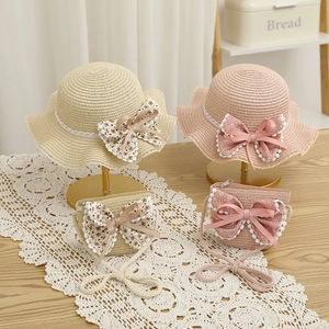 Ensemble chapeau de paille pour enfants et sac à bandoulière avec nœud floral et dentelle