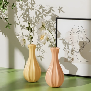 Detail von DIY Epoxidharz Vasenformen mit eleganten Rillen für die Heimdekoration