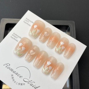 Handmade gradient pink press-on nails with 3D embossed tulips and heart glitter