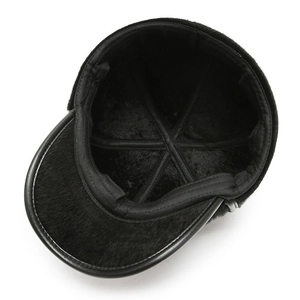 Winter thermal baseball hat with thickened faux fur lining and leather brim details