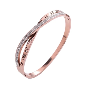 Bracciale incrociato in titanio oro rosa con numeri romani e pavé di zirconi cubici