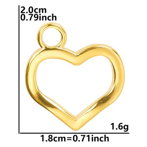 Polished 18k gold plated heart charm detail with 2.0cm height and 1.8cm width dimensions