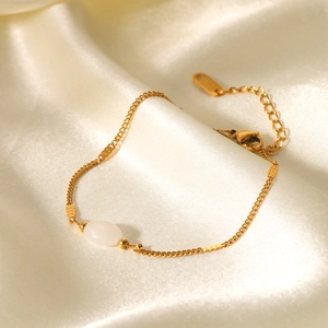 French Retro Stainless Steel Bracelet For Women With Oval White Faux Moonstone Minimalist 18K Gold Plated Jewelry