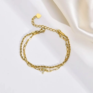 Bracelet double rang doré avec pendentif initiale T en zircon et breloque cœur