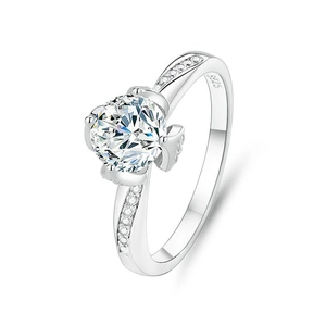 Sparkling S925 sterling silver lotus flower ring with brilliant moissanite stone