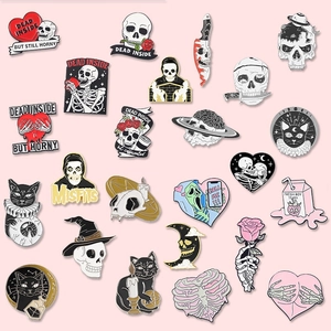 Gothic Enamel Pin Alloy Brooch Skull Black Cat Halloween Badge Punk Dark Style Lapel Pin For Clothing Bag Decoration Accessory