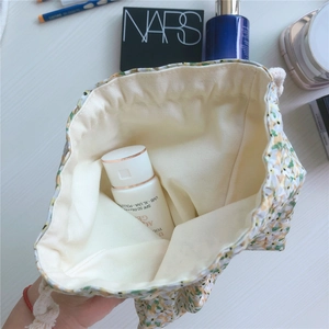 Floral cotton drawstring pouch storage bag for cosmetics and skincare items