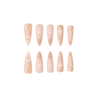 Faux ongles longs amande effet marbre rose nude, lot de 10 sur fond blanc éclatant