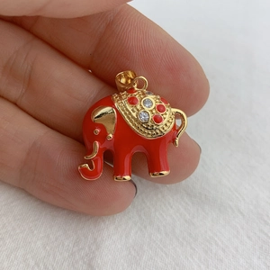 Charming red enamel elephant pendant in gold-plated metal for DIY jewelry necklaces
