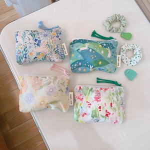 Mini cotton floral coin purses and small zipper storage bags for earphones and cards