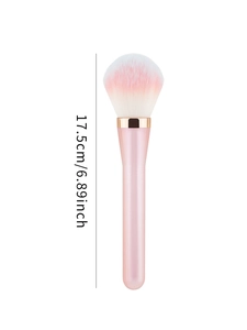 Detail shot of 17.5cm powder brush showing pink-white gradient bristles and dimensions