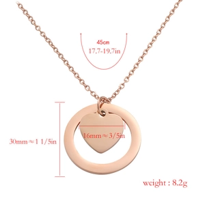 Roségouden roestvrijstalen koppelketting met een verstrengelde ring en hart hanger