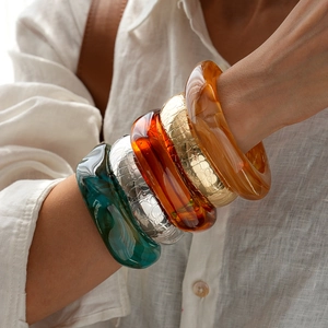 Chunky Acrylic Bangle Bracelet For Women Retro Geometric Resin Cuff Hand Jewelry Marble Amber Texture Minimalist Fashion