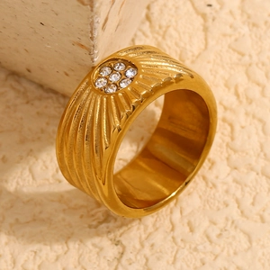 18K gold plated stainless steel wide ring featuring sunburst texture and zircon inlay
