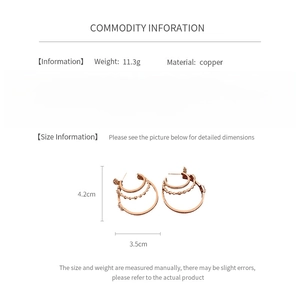 Detailed size and material guide for triple-layer oval hoop earrings with dimensions