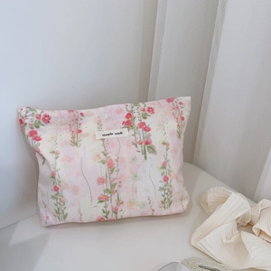 Trousse à maquillage en coton à fleurs roses avec étiquette tissée Simple Wish