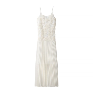 Elegant white spaghetti strap dress with 3D floral bodice and pleated tulle skirt