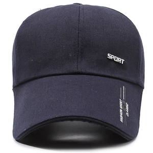Casquette de sport bleu marine pour hommes avec logo métallique et longue visière