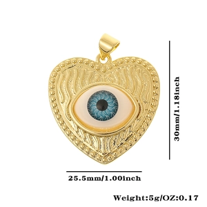 Detailed size specifications for the gold heart-shaped zircon devil eye pendant charm
