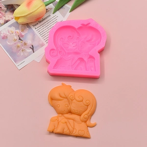 Cute boy and girl silicone mold for fondant and chocolate cake decoration DIY baking tool