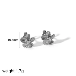 Detailed view of silver flower stud earrings with 10.5mm size and 1.7g weight specifications