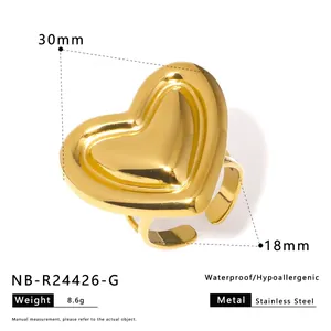 Détail des dimensions de la grosse bague cœur de 30mm en acier inoxydable doré
