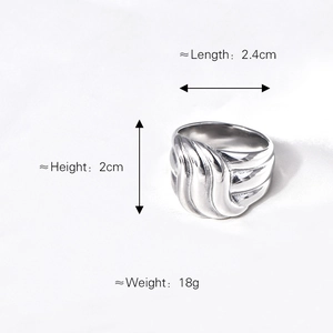 Silver wavy textured stainless steel ring measuring 2.4cm by 2cm and weighing 18g