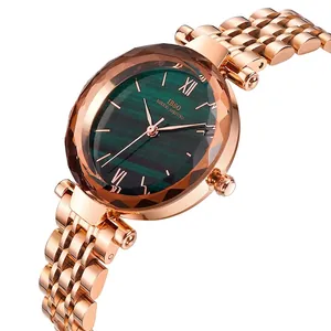Elegant women's watch with rose gold metal strap and green malachite textured dial