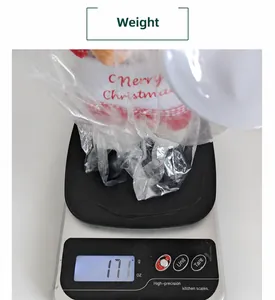 Detailed weight measurement showing 171g for the standing Santa Claus doll ornament