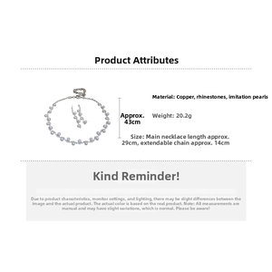 Detailed view of rhinestone pearl necklace length with 14cm extension chain