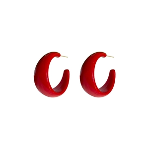 Glossy red resin C-shape hoop earrings with silver pins for a retro fashion look