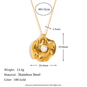 18K gold plated stainless steel floral pendant necklace with a center pearl detail